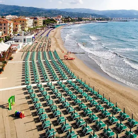 Sea - * Diano Marina